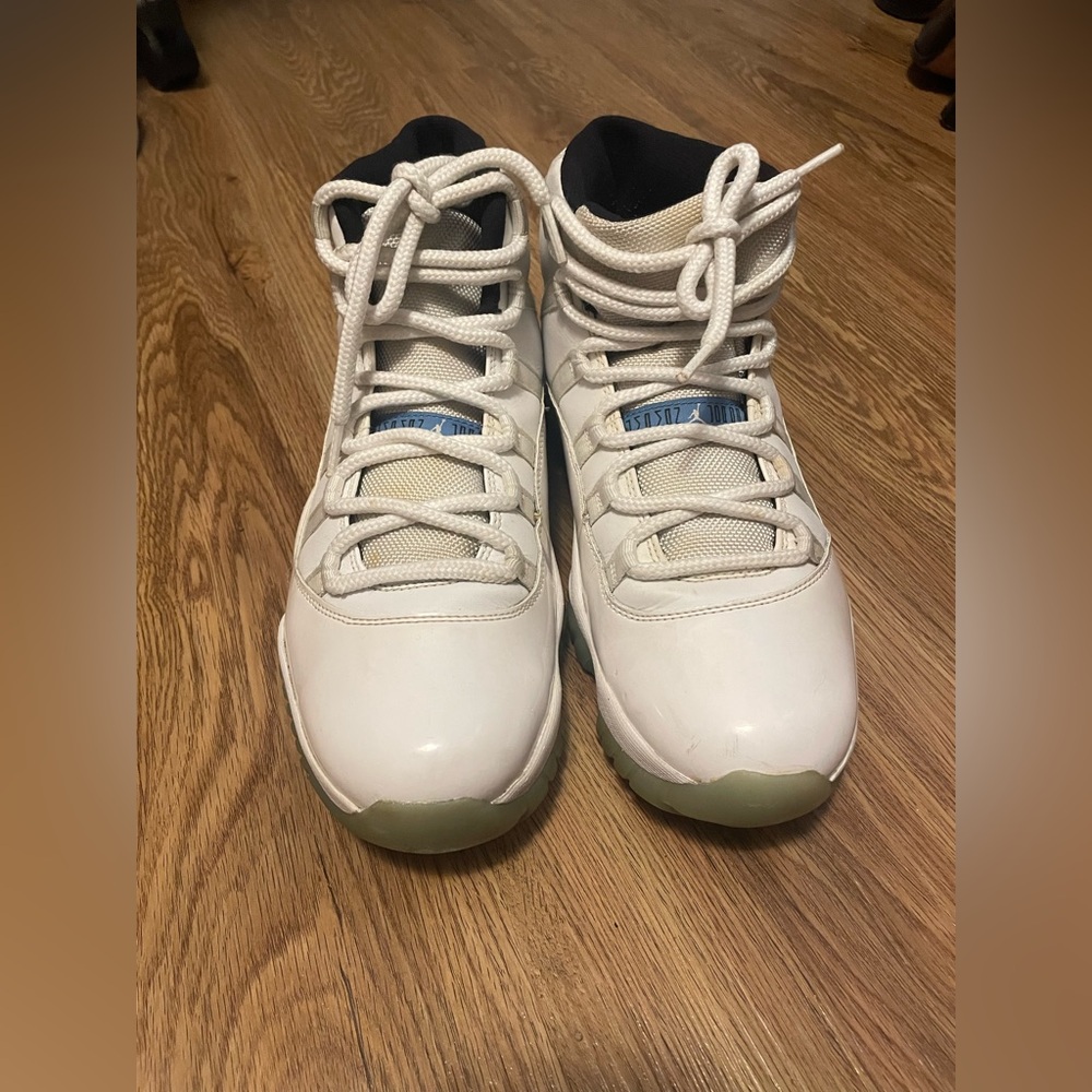 Jordan 11 Retro “Legend Blue” (2014)